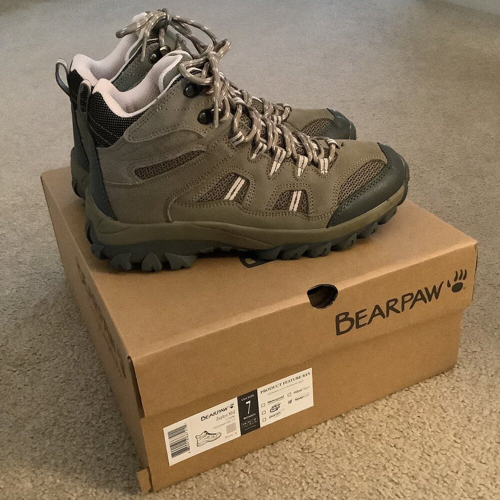 Bearpaw Zephyr Winter Boots Size 7 M